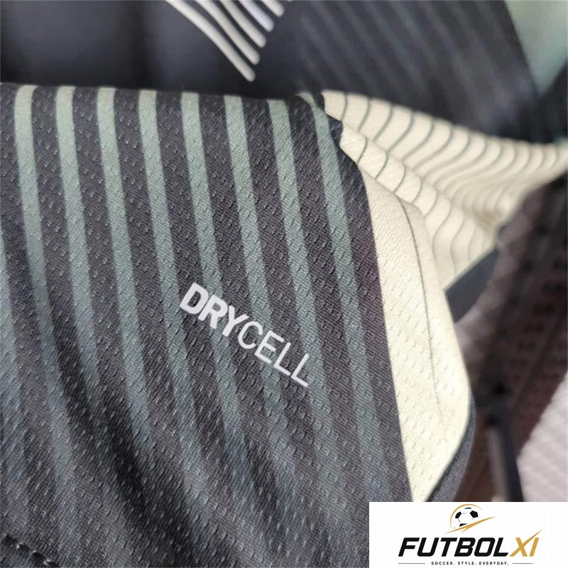 ee3aac7821b8df3d.jpg
