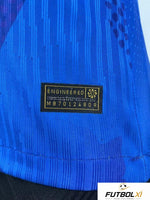 d19fa2cb55961f4b23e104d7.jpg