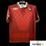 5de4516ee955f9449efaf695.jpg