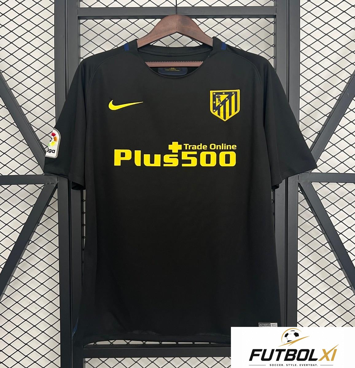 f3efc66de9565eb32a5290fc.jpg